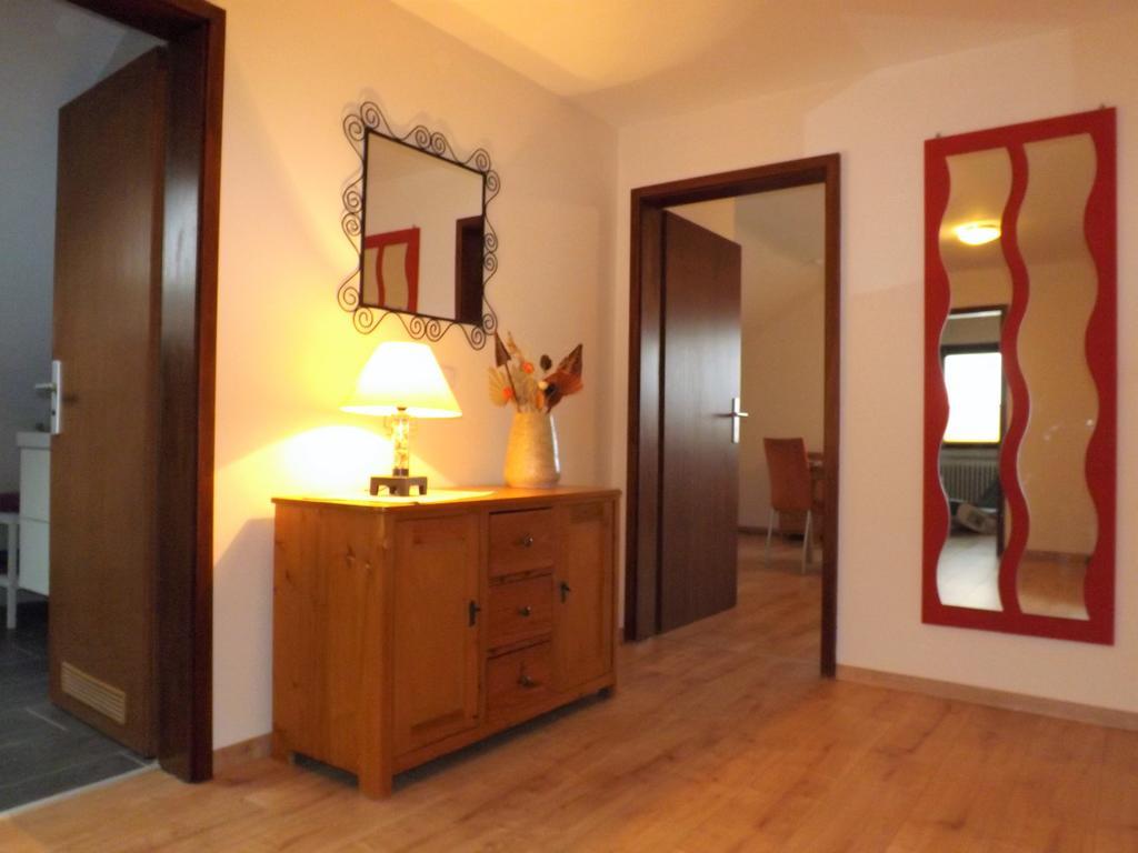 Feriendomizil Am Rheinbogen Apartment Altlussheim Exterior foto
